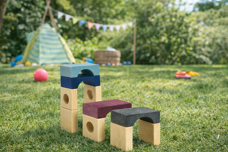 العاب خشبية