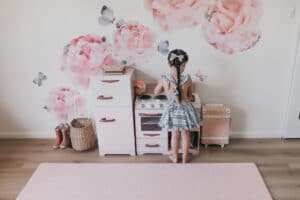 سجادة لعب وردي صغيرة للاطفال (رمادي / وردي)