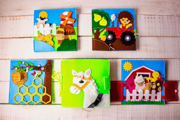 Fun on the Farm Busy Book - كوايت بوك للاطفال