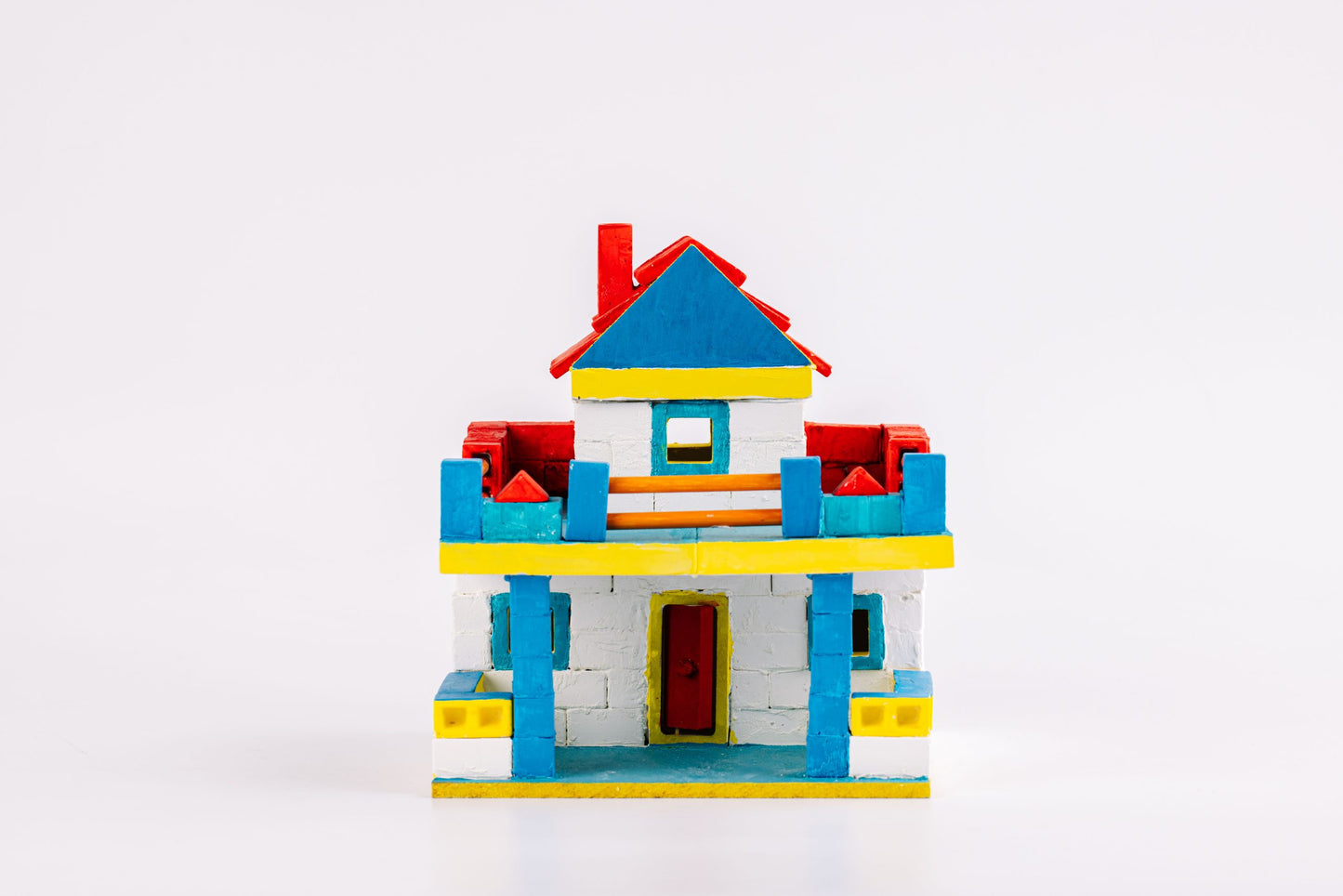 لعبة بناء بيت حقيقية