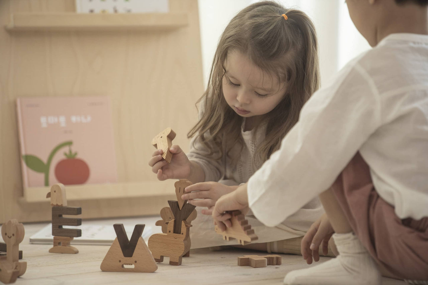 لعبة تعليم الحروف الانجليزية للاطفال