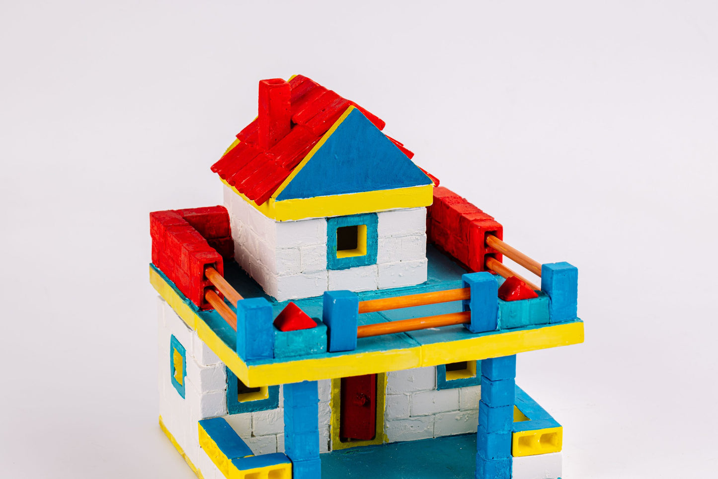 لعبة بناء بيت حقيقية