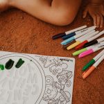 لعبة اطفال تلوين و حسية لتعلم الحروف ( حساء الحروف)