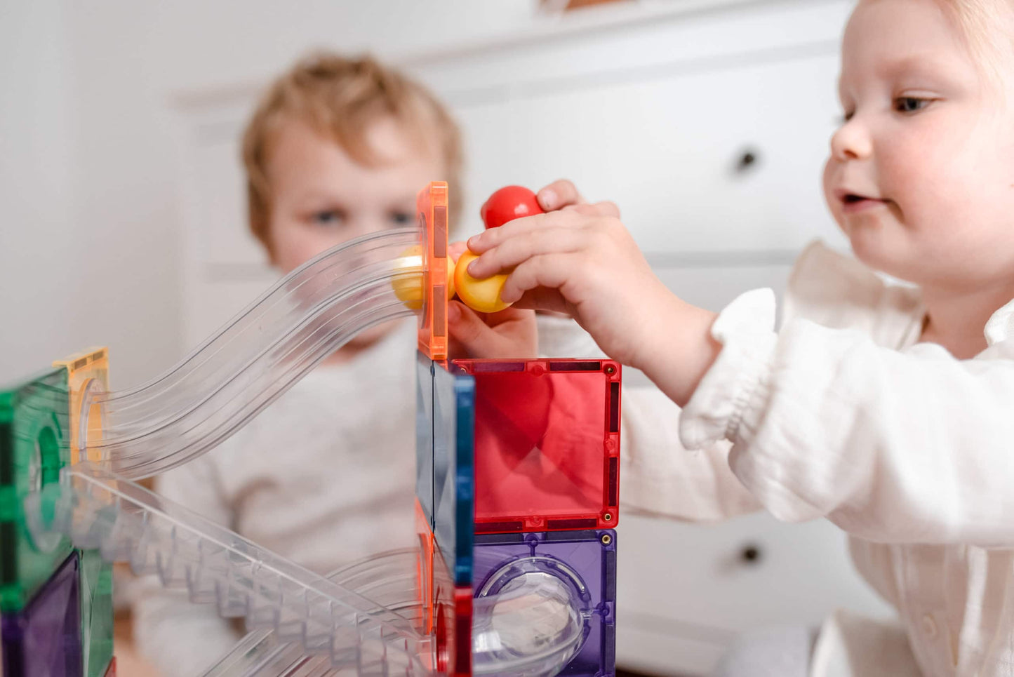 لعبة بناء مغناطيسية ممر الكرة 92