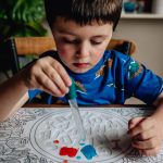 لعبة اطفال حسية لتعلم الحروف