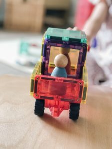 مكعبات بناء المركبات 24 قطعة