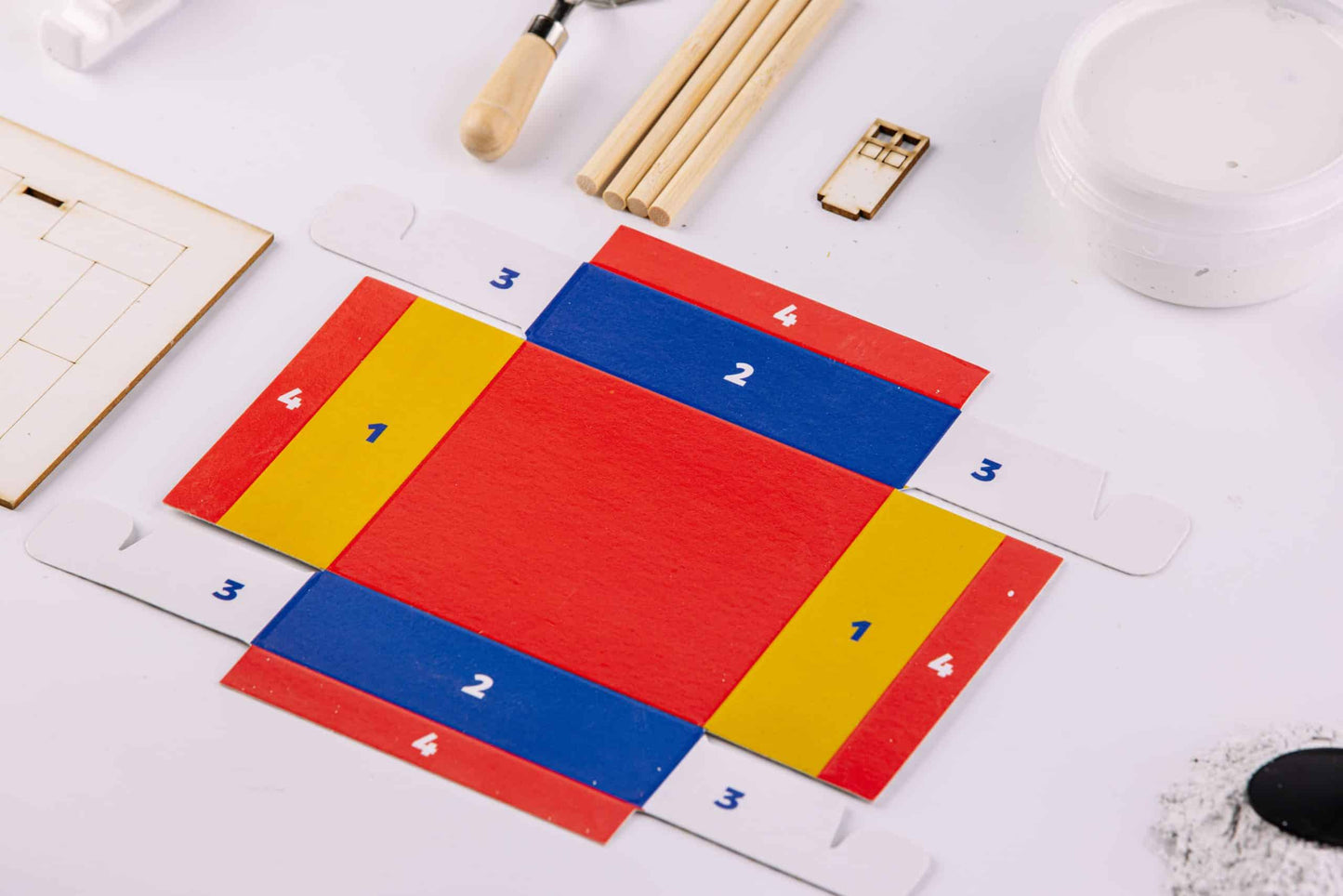 لعبة بناء منزل صغير - بيتي الأول